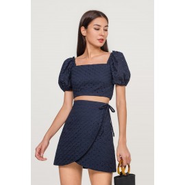 Eyelet Puff Sleeve Top